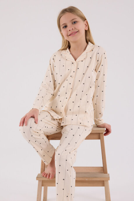 Arnetta Kız Çocuk Bisiklet Yaka Pigment Baskılı Kışlık Regular Fit Krem Pijama Takımı AR3435-C-V1