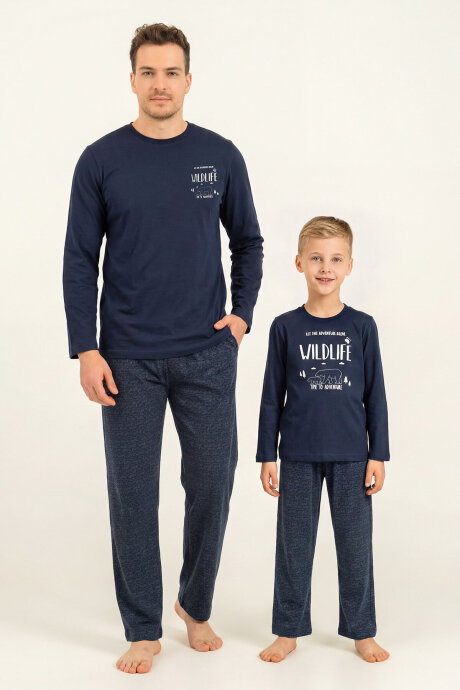 Arnetta Baba Oğul Let The Adventure Begin Lacivert Uzun Kol Pijama Takım AR3827-A-V1