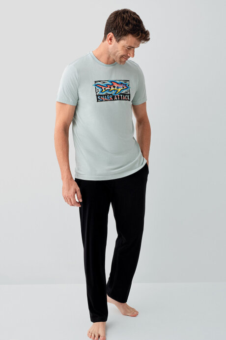 Arnetta Erkek %100 Pamuk Bisiklet Yaka Baskılı Yazlık Regular Fit Yeşil Pijama Takımı AR3701-S-V2 (1)