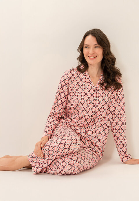 Arnetta Kadın Pamuklu Flowers Desenli Pembe Gömlek Pijama Takımı AR3761-S-V1