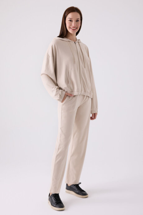 Arnetta Kadın Pamuklu Kapüşonlu Pigment Baskılı Kışlık Regular Fit Krem Pijama Takımı AR3110-S-V2