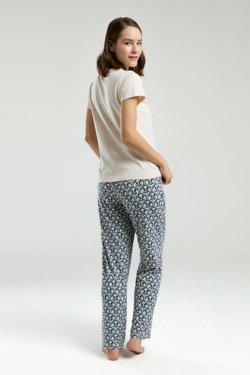 Arnetta Kadın Pamuklu Bisiklet Yaka Pigment Baskılı Yazlık Regular Fit Bej Pijama Takımı AR3212-S-V2 - 5