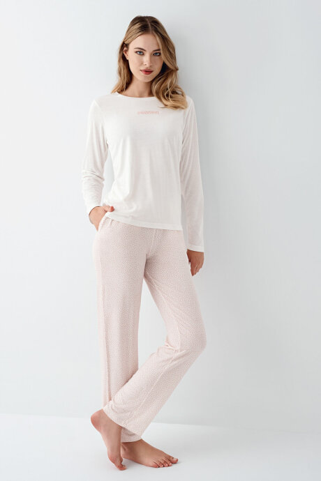 Arnetta Kadın Pamuklu Bisiklet Yaka Pigment Baskılı Kışlık Regular Fit Beyaz Pijama Takımı AR3417-S-V2