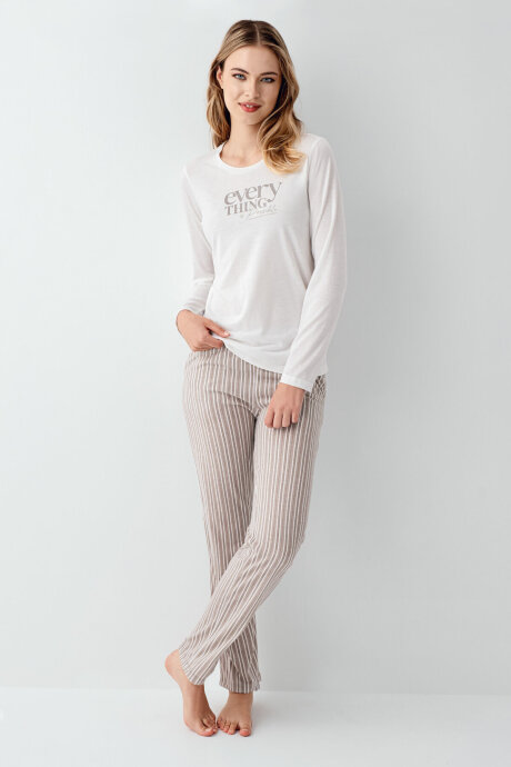 Arnetta Kadın Pamuklu Kışlık Regular Fit Beyaz Pijama Takımı AR3424-S-V2