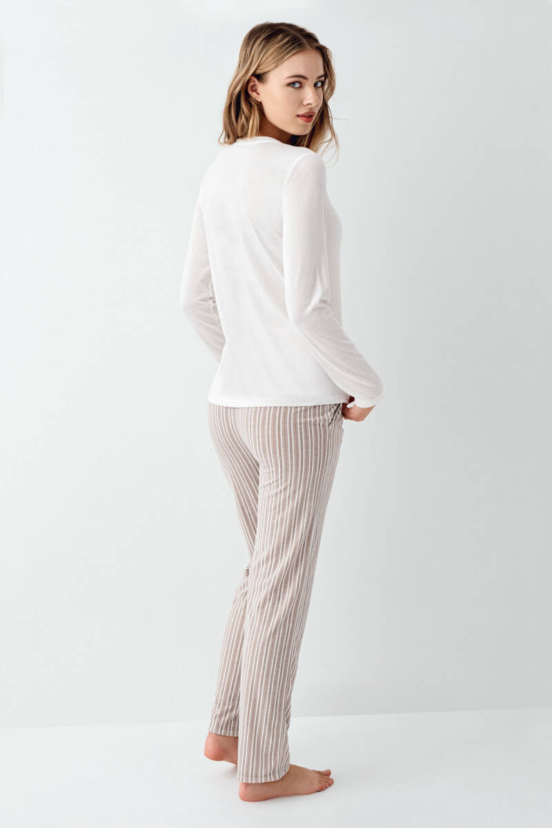 Arnetta Kadın Pamuklu Kışlık Regular Fit Beyaz Pijama Takımı AR3424-S-V2 - 4