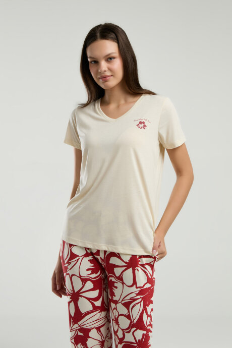 Arnetta Kadın Pamuklu V Yaka Pigment Baskılı Yazlık Regular Fit Krem Pijama Takımı AR3263-S-V1 - 4