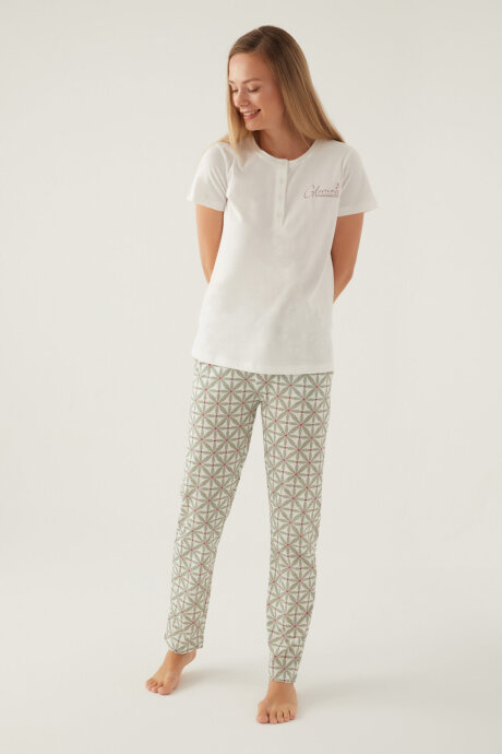 Arnetta Kadın Pamuklu Hakim Yaka Pigment Baskılı Yazlık Regular Fit Beyaz Pijama Takımı AR2881-S-V1 - 3