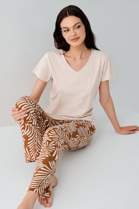 Arnetta Kadın V Yaka Baskısız Yazlık Regular Fit Krem Pijama Takımı AR3605-S-V1