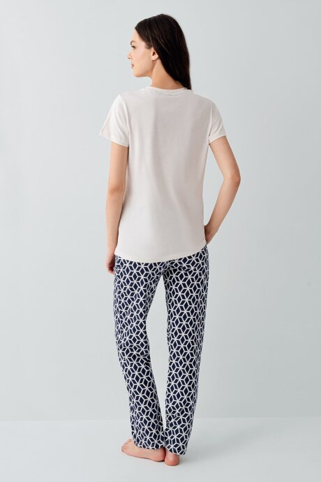 Arnetta Kadın Bisiklet Yaka Baskılı Yazlık Regular Fit Krem Pijama Takımı AR3661-S-V1 - 4