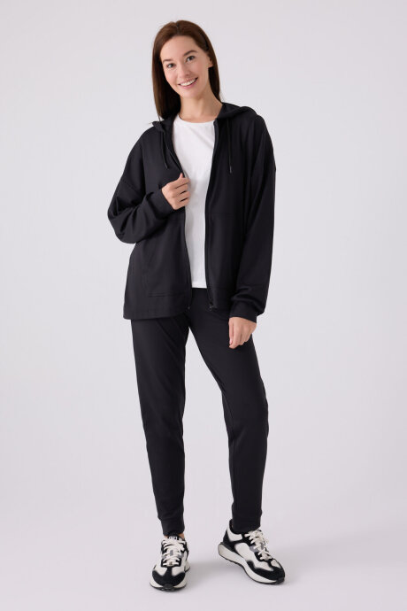 Arnetta Kadın Pamuklu Kapüşonlu Pigment Baskılı Kışlık Regular Fit Siyah Pijama Takımı AR3111-S-V1 - 5