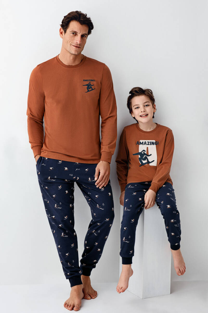 Arnetta Erkek Çocuk Pamuklu Bisiklet Yaka Pigment Baskılı Kışlık Regular Fit Kahverengi Pijama Takımı AR3516-C-V1 - 2