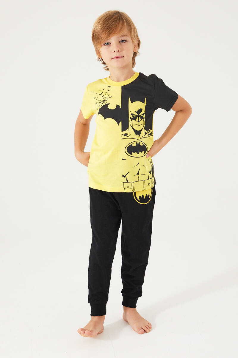 Batman Yellow Batman Sarı Erkek Çocuk Kısa Kol Pijama Takım Batman Yellow Batman Sarı Erkek Çocuk Kısa Kol Pijama Takım