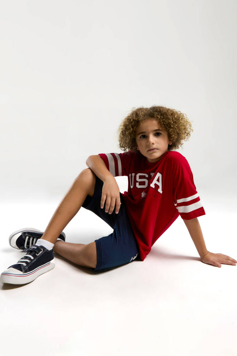 U.S. Polo Assn. Erkek Çocuk Pamuklu Bisiklet Yaka Pigment Baskılı Yazlık Regular Fit Kırmızı Bermuda Takım US2022-C-V5 - 2