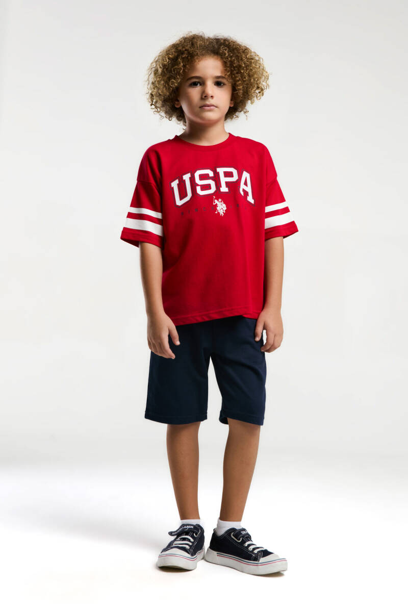 U.S. Polo Assn. Erkek Çocuk Pamuklu Bisiklet Yaka Pigment Baskılı Yazlık Regular Fit Kırmızı Bermuda Takım US2022-C-V5 - 4