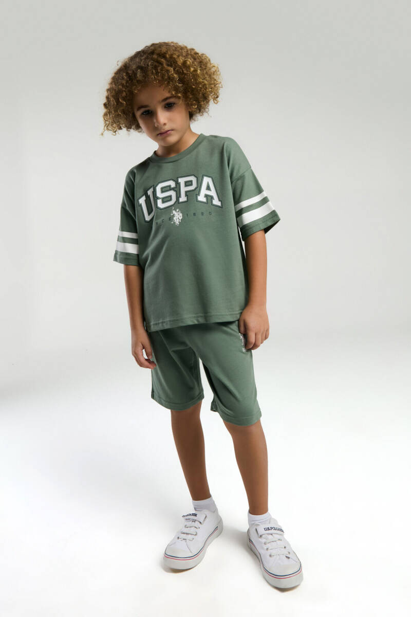 U.S. Polo Assn. Erkek Çocuk Pamuklu Bisiklet Yaka Pigment Baskılı Yazlık Regular Fit Yeşil Bermuda Takım US2022-C-V3 - 2