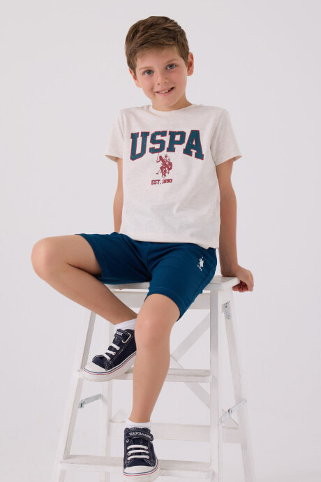 U.S. Polo Assn. Erkek Çocuk Pamuklu Bisiklet Yaka Pigment Baskılı Yazlık Regular Fit Krem Bermuda Takım US1368-C-V6 - 3