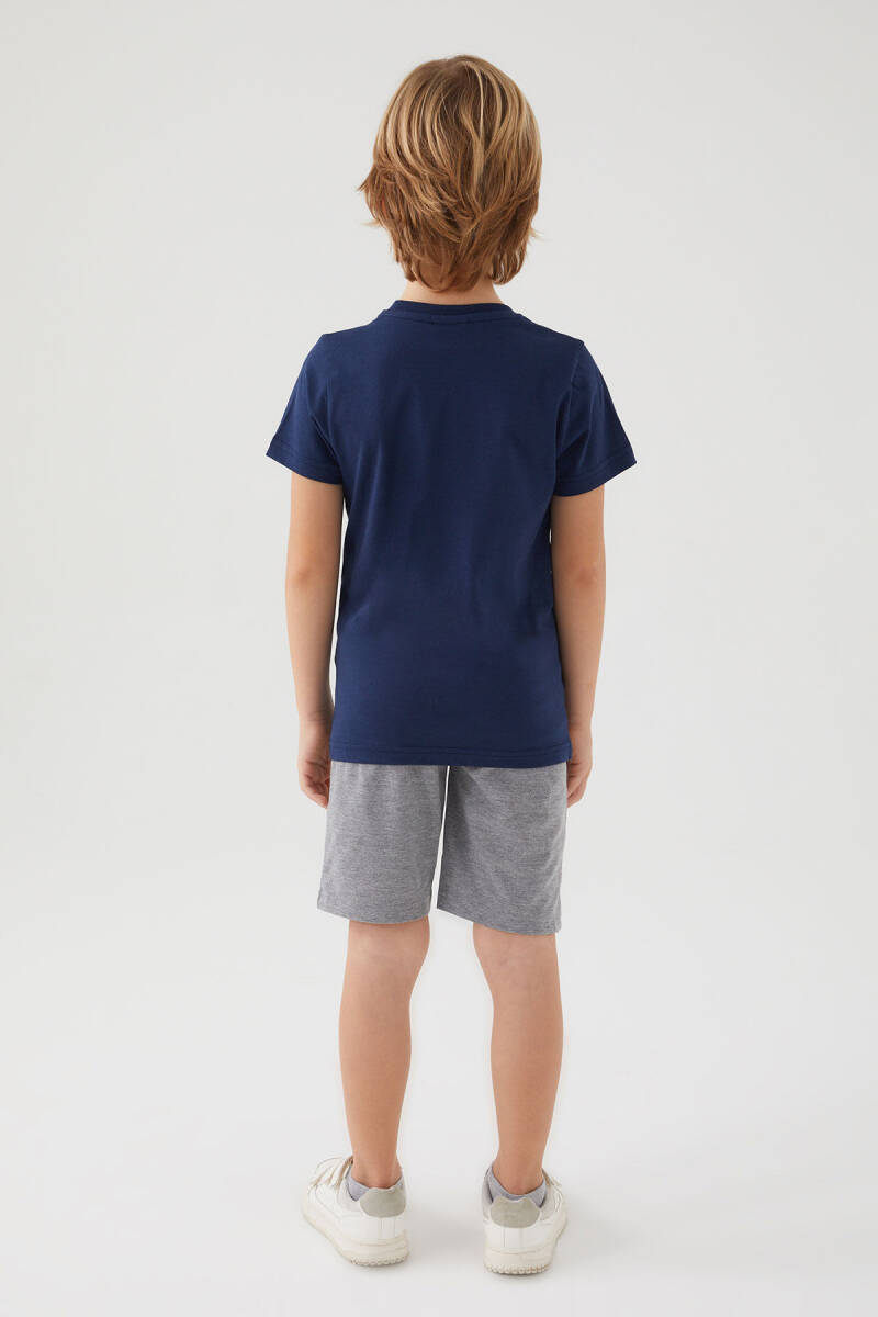 U.S. Polo Assn. Erkek Çocuk Pamuklu Bisiklet Yaka Pigment Baskılı Yazlık Regular Fit Lacivert Bermuda Takım US1369-C-V3 - 5