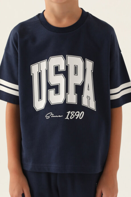 U.S. Polo Assn. Erkek Çocuk Pamuklu Bisiklet Yaka Pigment Baskılı Yazlık Regular Fit Lacivert Bermuda Takım US1709-C-V2 - 4