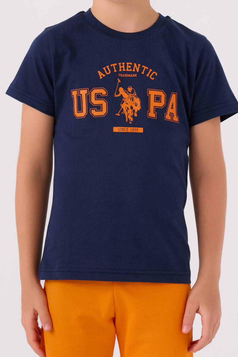 U.S. Polo Assn. Erkek Çocuk Pamuklu Bisiklet Yaka Pigment Baskılı Yazlık Regular Fit Lacivert Bermuda Takım US1390-C-V4 - 4