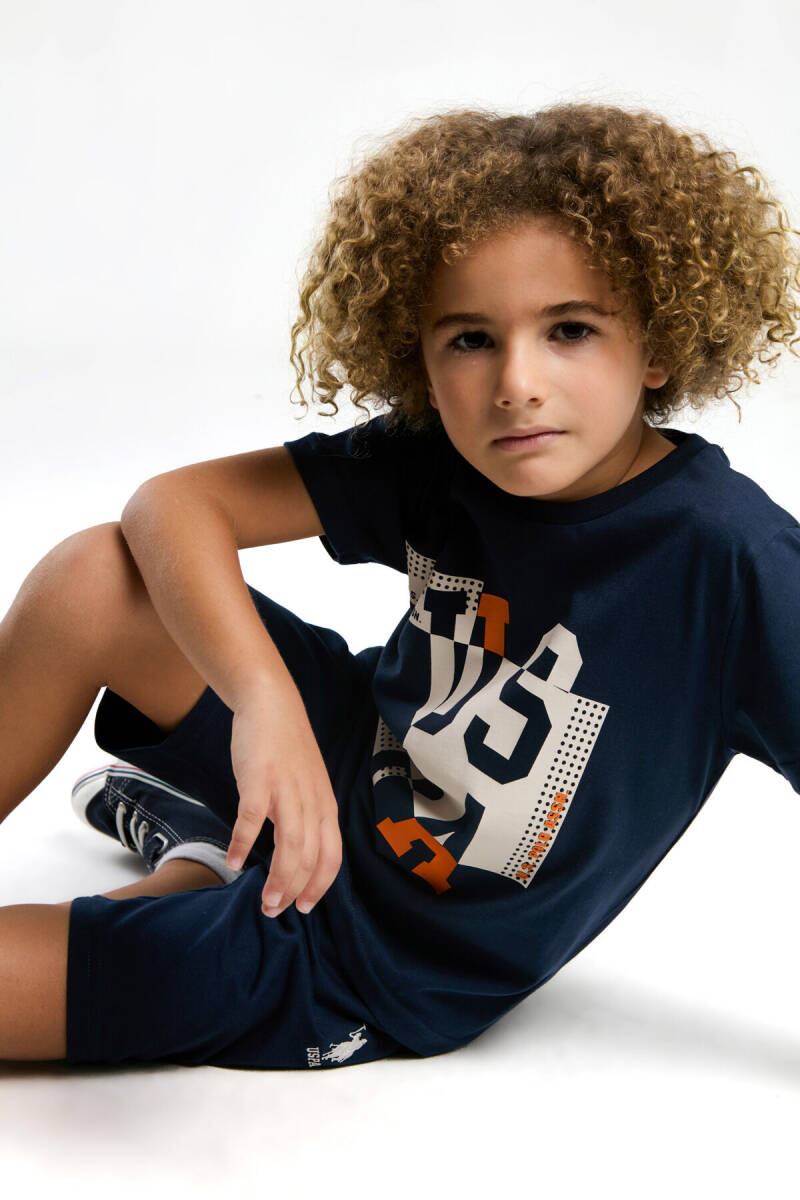U.S. Polo Assn. Erkek Çocuk Pamuklu Bisiklet Yaka Pigment Baskılı Yazlık Regular Fit Lacivert Bermuda Takım US2052-C-V1 - 1