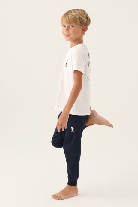 U.S. Polo Assn. Erkek Çocuk Bisiklet Yaka Pigment Baskılı Yazlık Regular Fit Krem Pijama Takımı US1742-C-V1 (1)