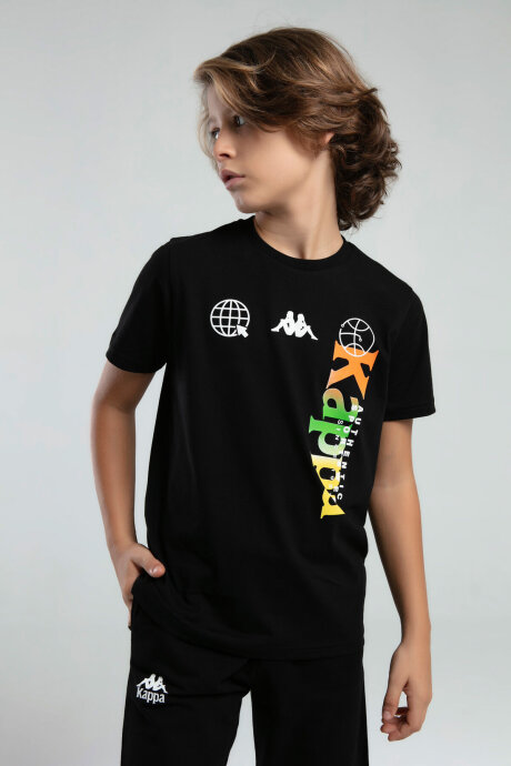 Kappa Erkek Çocuk Bisiklet Yaka Pigment Baskılı Yazlık Regular Fit Siyah T-Shirt 38257QW-C-V2 (1)