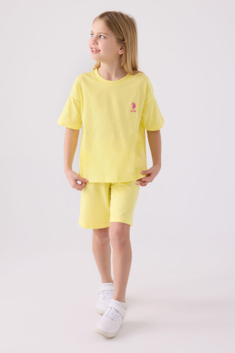 U.S. Polo Assn. Kız Çocuk Bisiklet Yaka Sargı Nakışlı Yazlık Regular Fit Sarı Bermuda Takım US1848-C-V42 - 3