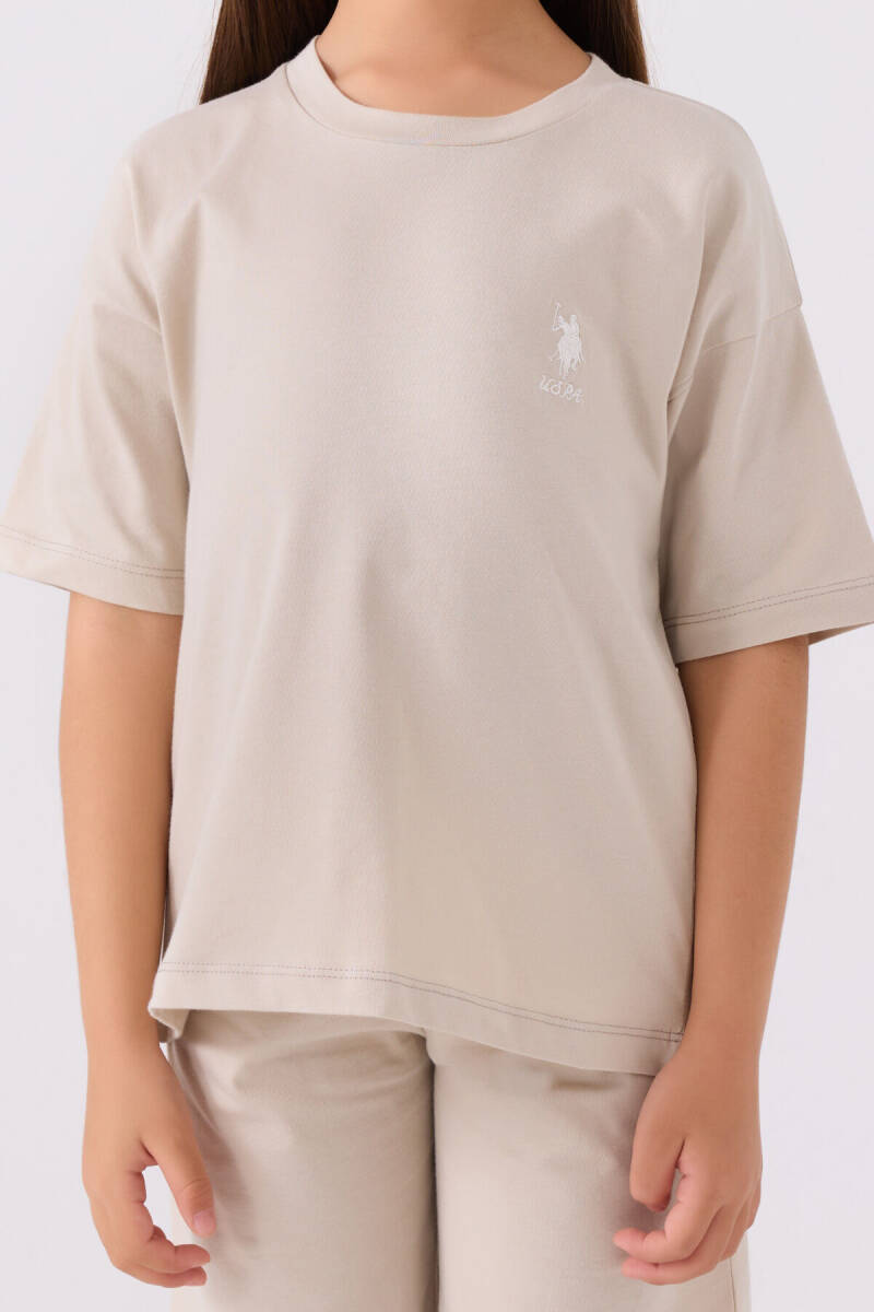 U.S. Polo Assn. Kız Çocuk Pamuklu Bisiklet Yaka Sargı Nakışlı Yazlık Regular Fit Krem Bermuda Takım US1848-C-V19 - 4