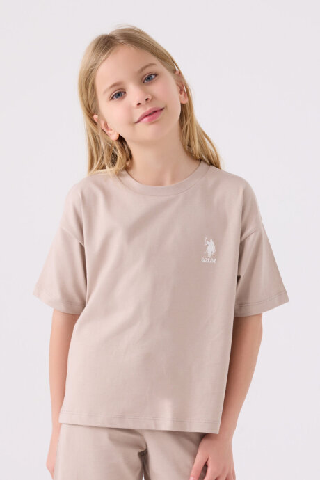 U.S. Polo Assn. Kız Çocuk Pamuklu Bisiklet Yaka Sargı Nakışlı Yazlık Regular Fit Krem Bermuda Takım US1848-C-V28 - 2