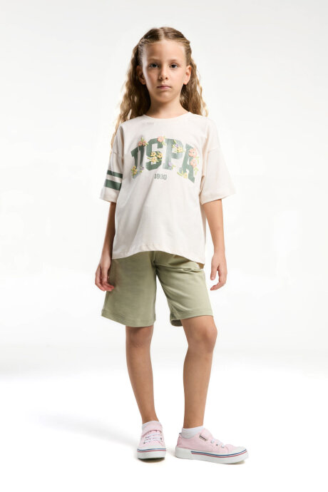 U.S. Polo Assn. Kız Çocuk Pamuklu Bisiklet Yaka Pigment Baskılı Yazlık Regular Fit Krem Bermuda Takım US2070-C-V1 (1)
