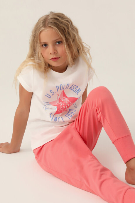 U.S. Polo Assn. Kız Çocuk Bisiklet Yaka Pigment Baskılı Yazlık Regular Fit Krem Pijama Takımı US1838-C-V1 (1)