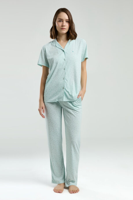 Pierre Cardin Kadın Gömlek Yaka Pigment Baskılı Yazlık Regular Fit Yeşil Gömlek Pijama Takım PC8990-S-V1 (1)