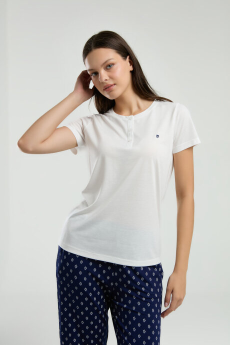 Pierre Cardin Kadın Pamuklu Hakim Yaka Pigment Baskılı Yazlık Regular Fit Beyaz Pijama Takımı PC8953-S-V1 - 1