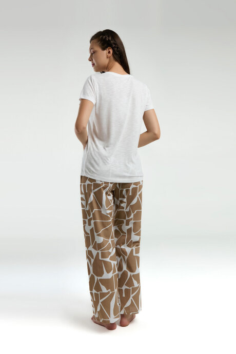 Pierre Cardin Kadın Pamuklu V Yaka Pigment Baskılı Yazlık Regular Fit Krem Pijama Takımı PC9015-S-V1 - 5