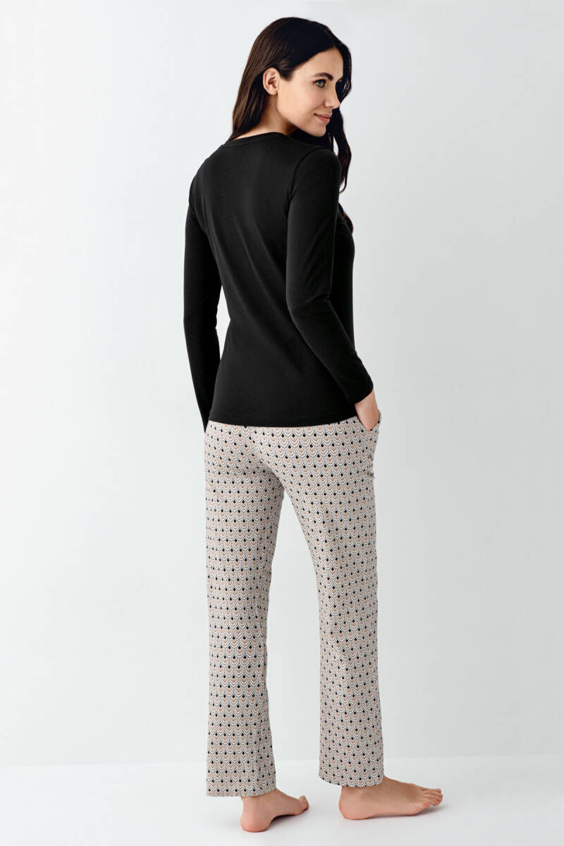 Pierre Cardin Kadın Pamuklu Bisiklet Yaka Pigment Baskılı Kışlık Regular Fit Siyah Pijama Takımı PC9101-S-V1 - 4