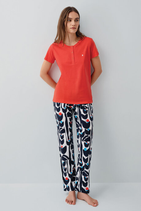 Pierre Cardin Kadın Hakim Yaka Nakışlı Yazlık Regular Fit Kırmızı Pijama Takımı PC9162-S-V1 (1)