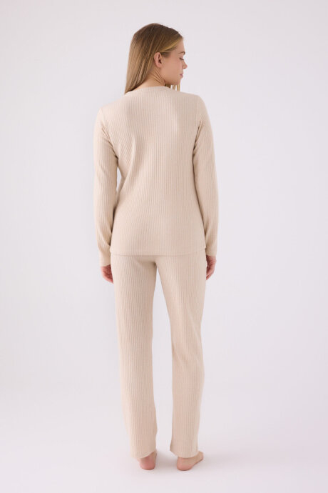 Pierre Cardin Kadın Pamuklu Bisiklet Yaka Pigment Baskılı Kışlık Regular Fit Krem Pijama Takımı PC8908-S-V3 - 5