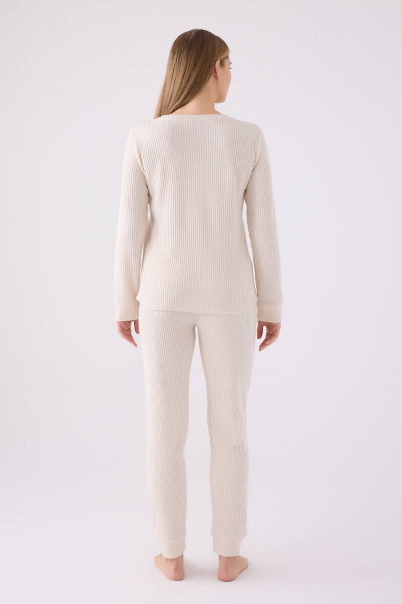 Pierre Cardin Kadın Pamuklu Bisiklet Yaka Pigment Baskılı Kışlık Regular Fit Krem Pijama Takımı PC8922-S-V1 - 5
