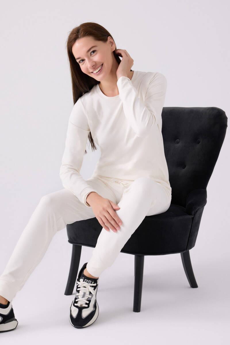 Pierre Cardin Kadın Pamuklu Bisiklet Yaka Pigment Baskılı Kışlık Regular Fit Beyaz Pijama Takımı PC8925-S-V1 - 3