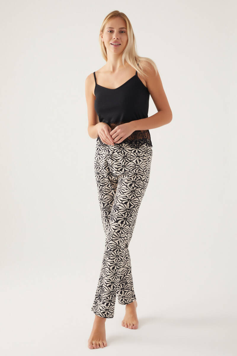 Pierre Cardin Kadın Kruvaze Pigment Baskılı Yazlık Regular Fit Siyah Pijama Takımı PC8790-S-V1 - 3
