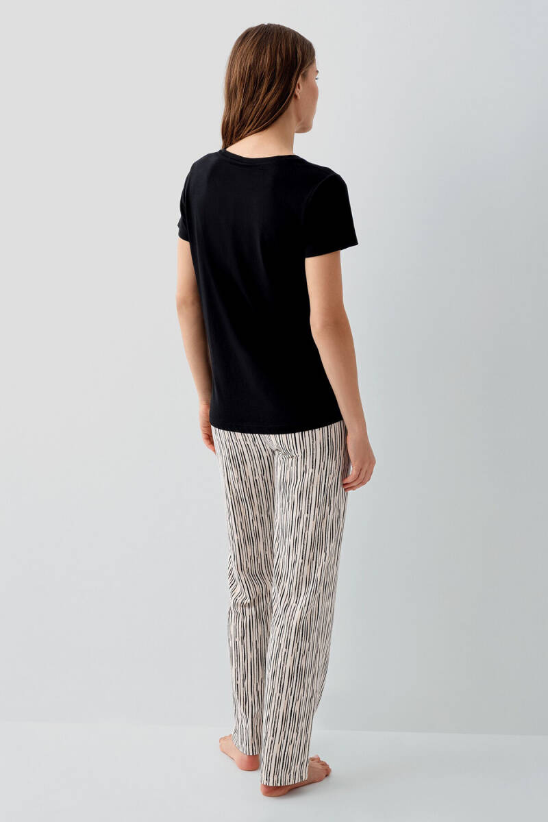 Pierre Cardin Kadın Pamuklu Bisiklet Yaka Nakışlı Yazlık Regular Fit Siyah Pijama Takımı PC9188-S-V1 - 4