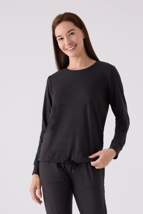 Pierre Cardin Kadın Pamuklu Bisiklet Yaka Pigment Baskılı Kışlık Regular Fit Gri Pijama Takımı PC8925-S-V2 (1)