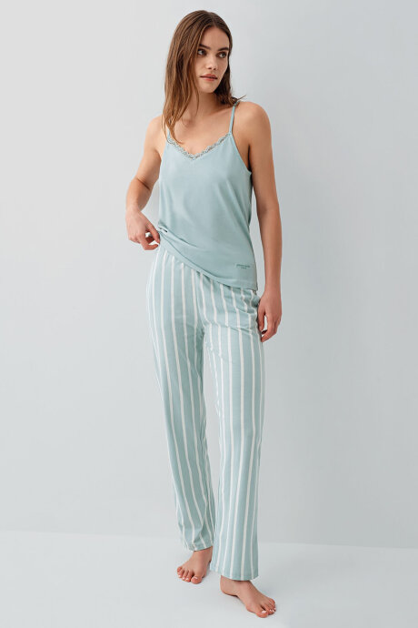 Pierre Cardin Kadın Pamuklu Bisiklet Yaka Nakışlı Yazlık Regular Fit Yeşil Pijama Takımı PC9154-S-V1 - 3