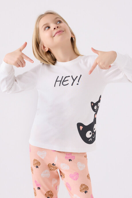 Rolypoly Kız Çocuk Bisiklet Yaka Pigment Baskılı Kışlık Regular Fit Beyaz Pijama Takımı RP3466-C-V1 (1)