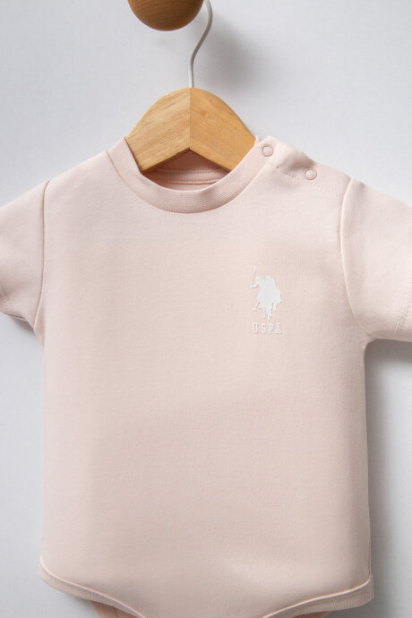 U.S. Polo Assn. Kız Bebek Pamuklu Bisiklet Yaka Pigment Baskılı Yazlık Regular Fit Pembe Badi Zıbın USB2353-C-V1 - 5