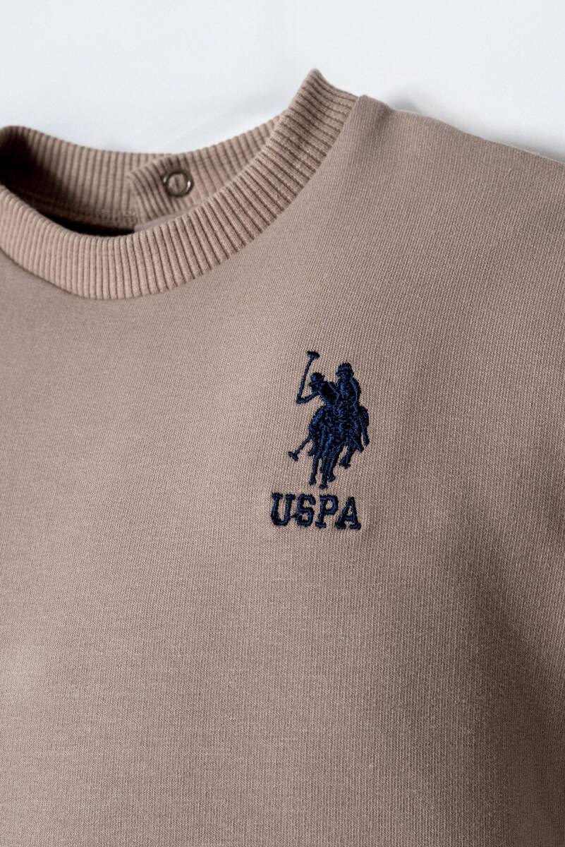 U.S. Polo Assn. Erkek Bebek Pamuklu Bisiklet Yaka Nakışlı Yazlık Regular Fit Kahverengi Bebek Takımı USB2916-C-V3 - 2
