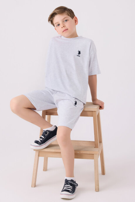 U.S. Polo Assn. Erkek Çocuk Bisiklet Yaka Sargı Nakışlı Yazlık Regular Fit Gri Bermuda Takım US1779-C-V26 - 3