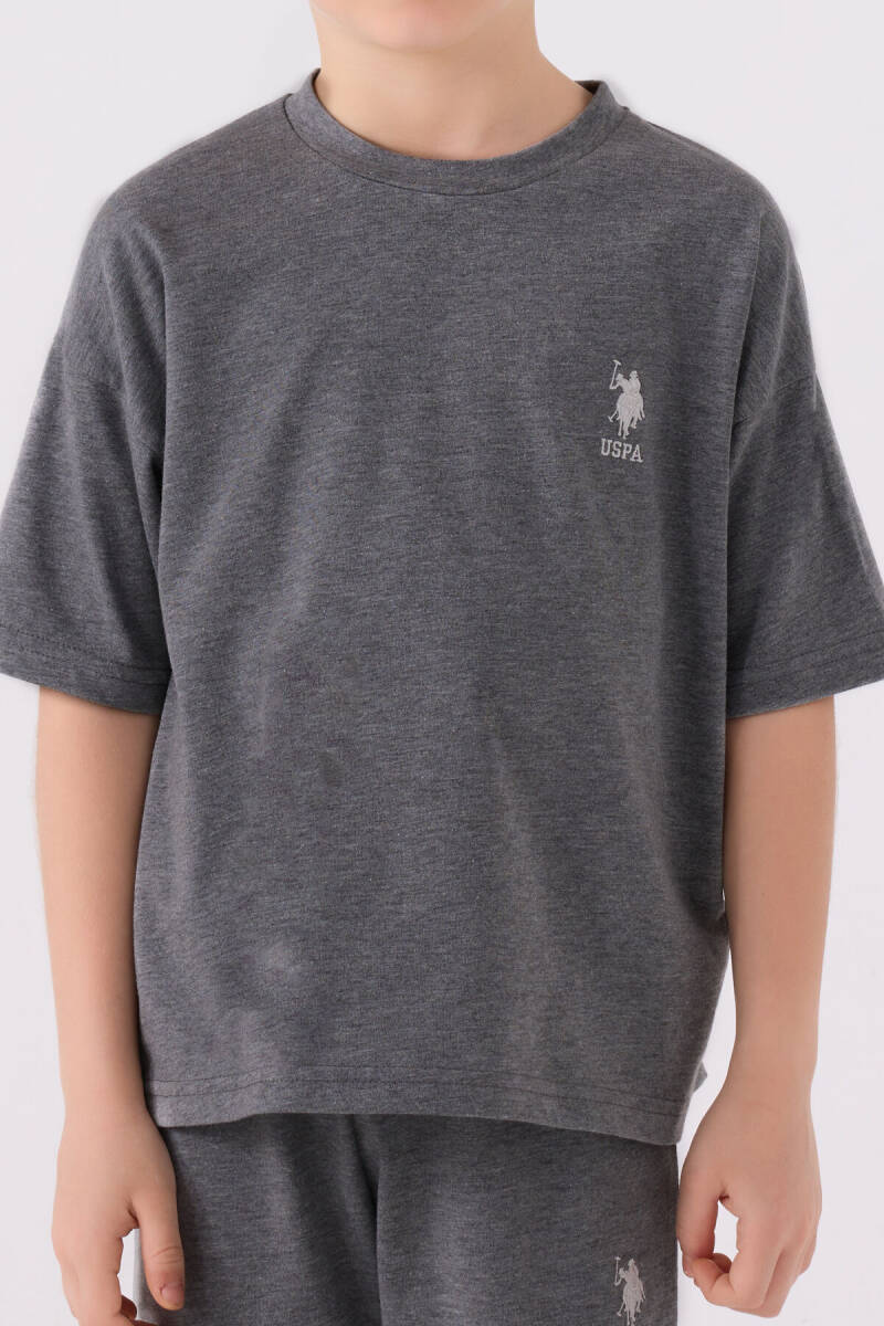 U.S. Polo Assn. Erkek Çocuk Bisiklet Yaka Sargı Nakışlı Yazlık Regular Fit Gri Bermuda Takım US1779-C-V27 - 4