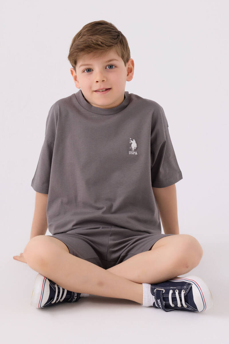 U.S. Polo Assn. Erkek Çocuk Bisiklet Yaka Sargı Nakışlı Yazlık Regular Fit Gri Bermuda Takım US1779-C-V7 - 3