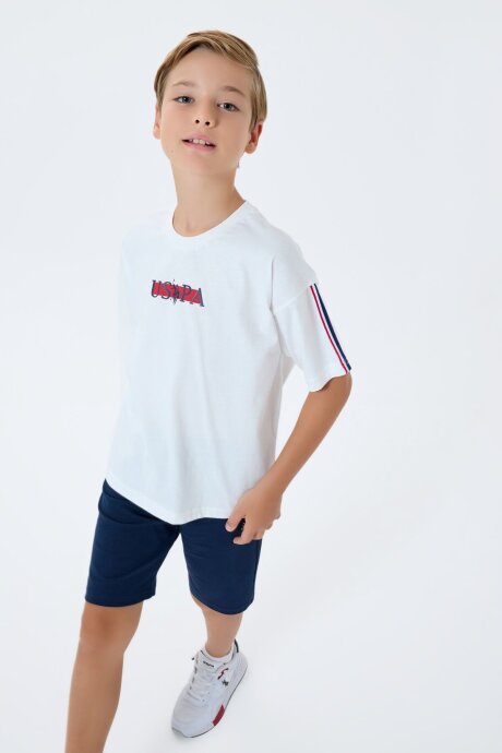 U.S. Polo Assn. Erkek Çocuk Bisiklet Yaka Nakışlı Yazlık Regular Fit Beyaz Bermuda Takım US2402-C-V2 - 3